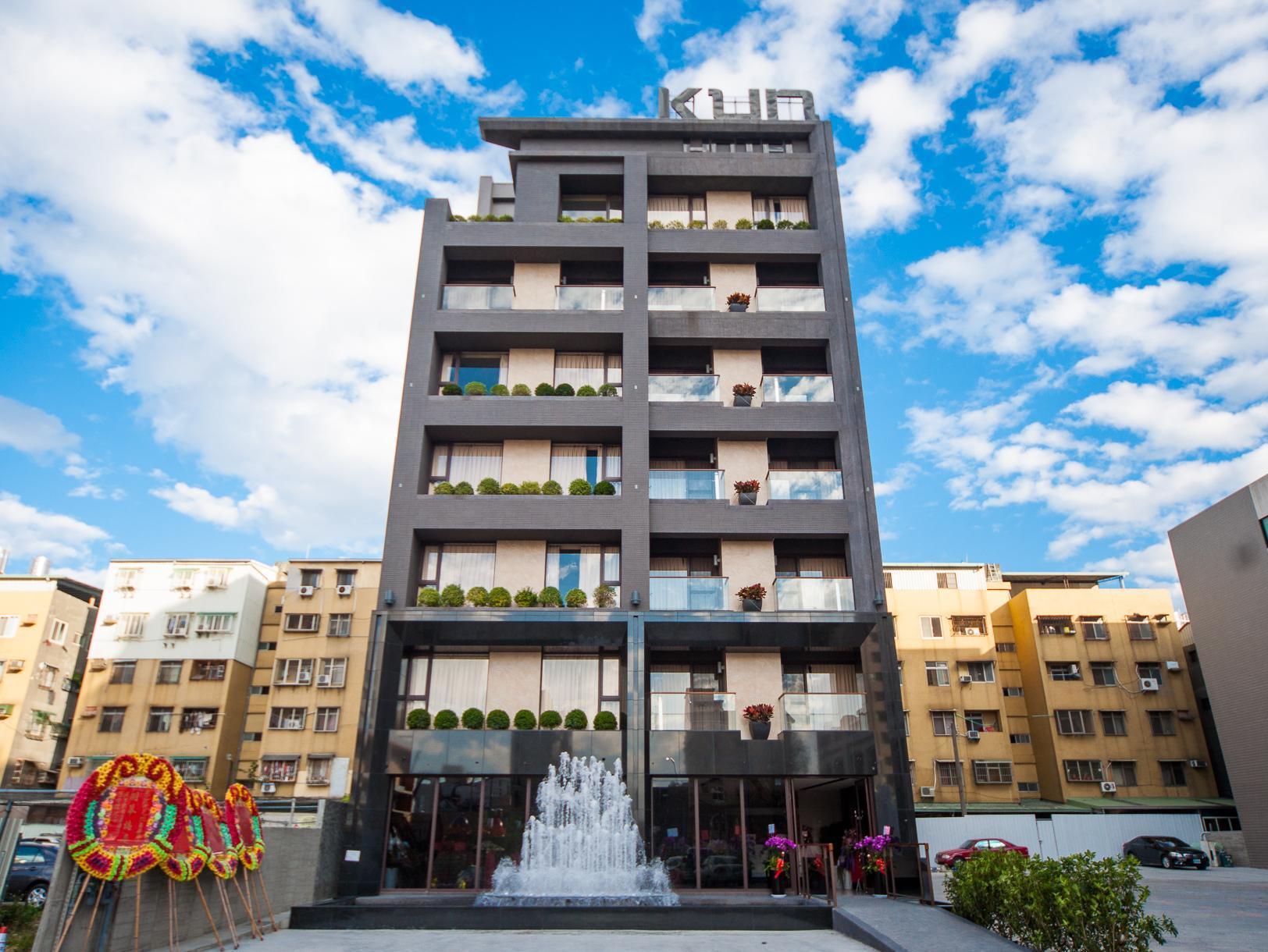 Kun Hotel Taichung Extérieur photo