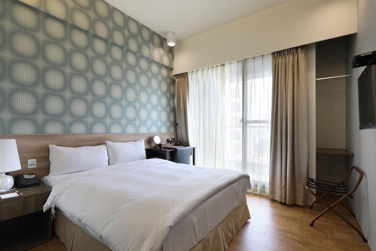 Kun Hotel Taichung Extérieur photo