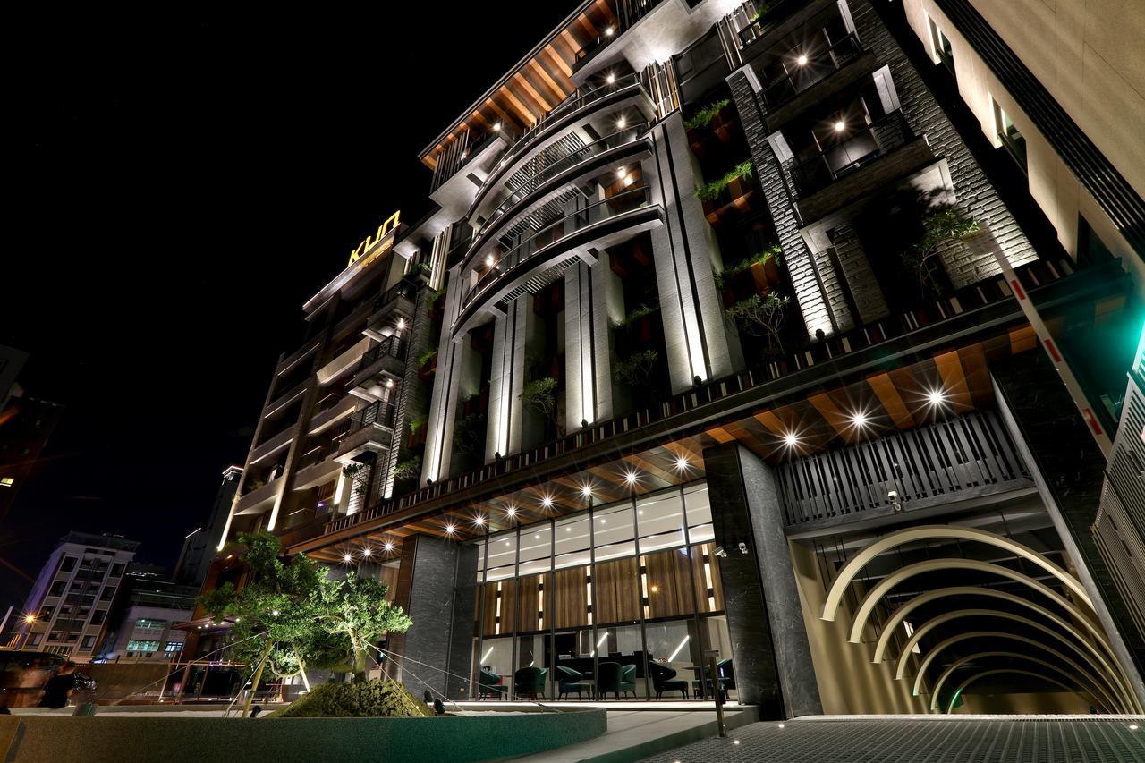 Kun Hotel Taichung Extérieur photo